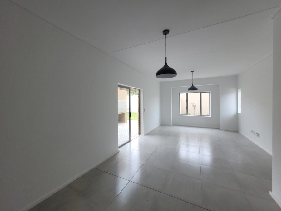 3 Bedroom Property for Sale in Mooikloof Country Estate Western Cape